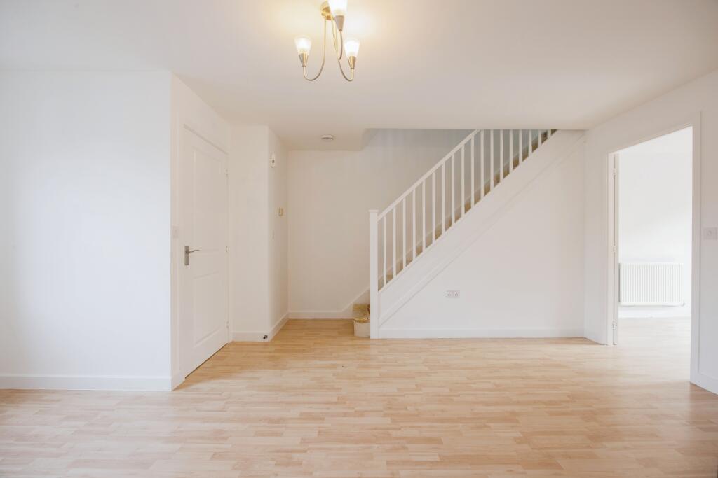 3 bed Semi-Detached