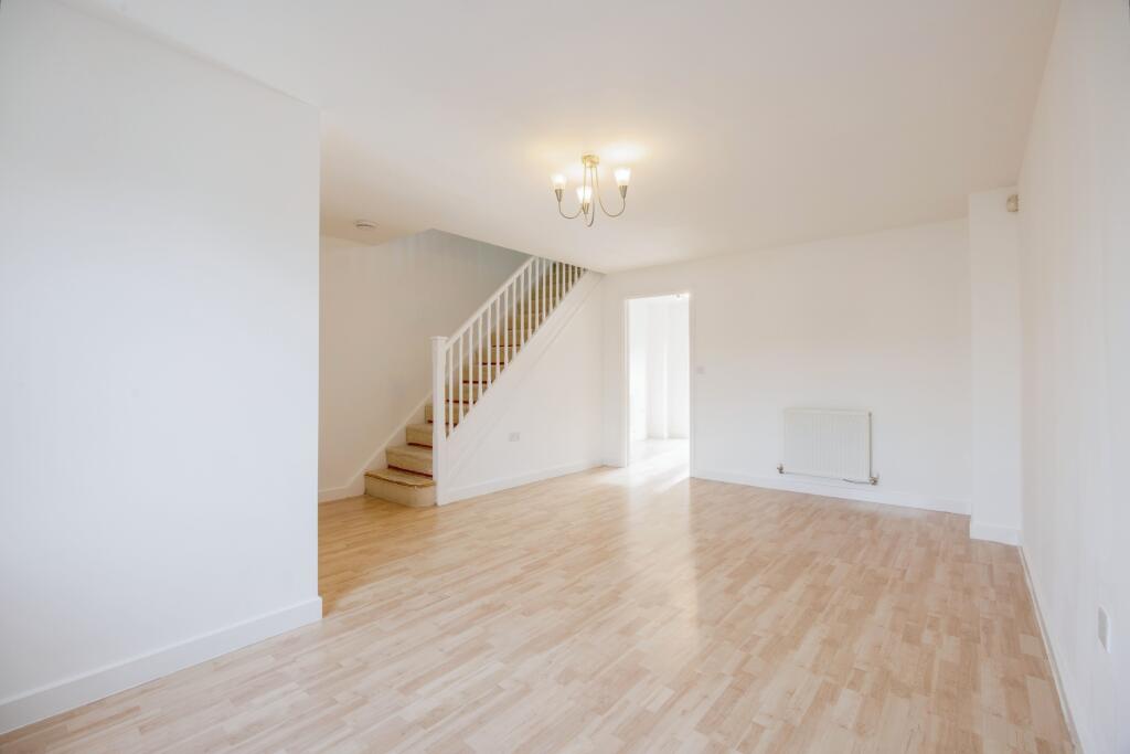 3 bed Semi-Detached