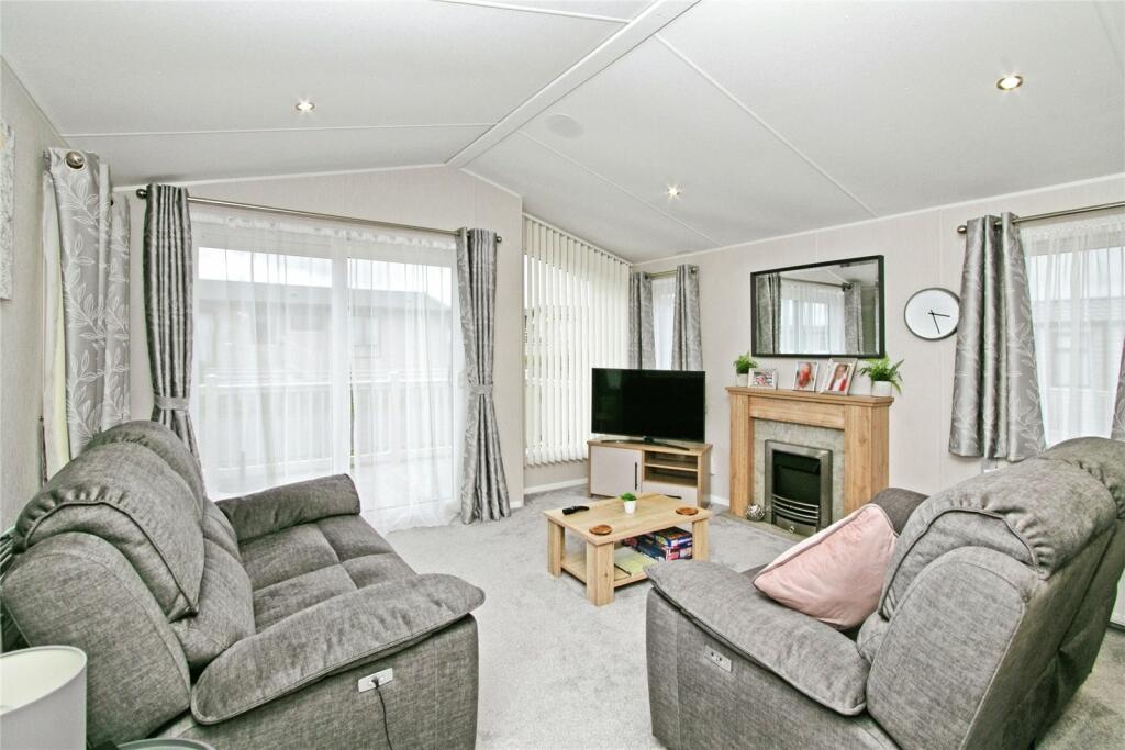 2 bed Park Home