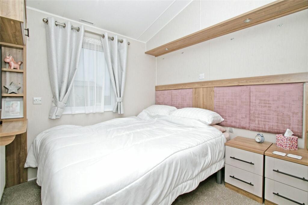 2 bed Park Home