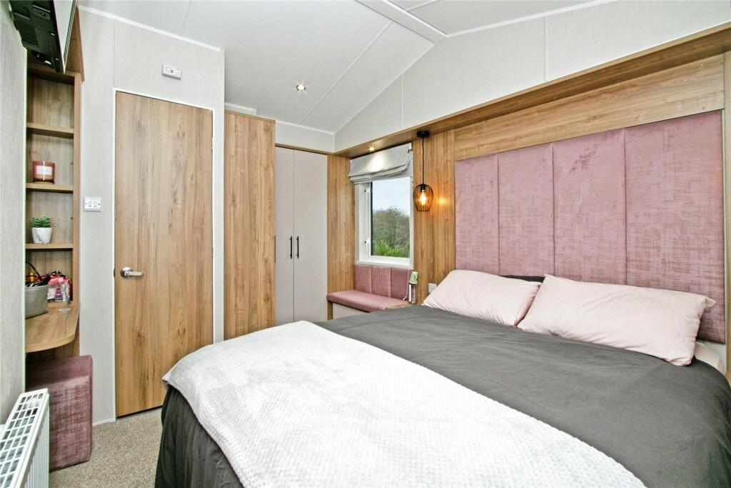 2 bed Park Home