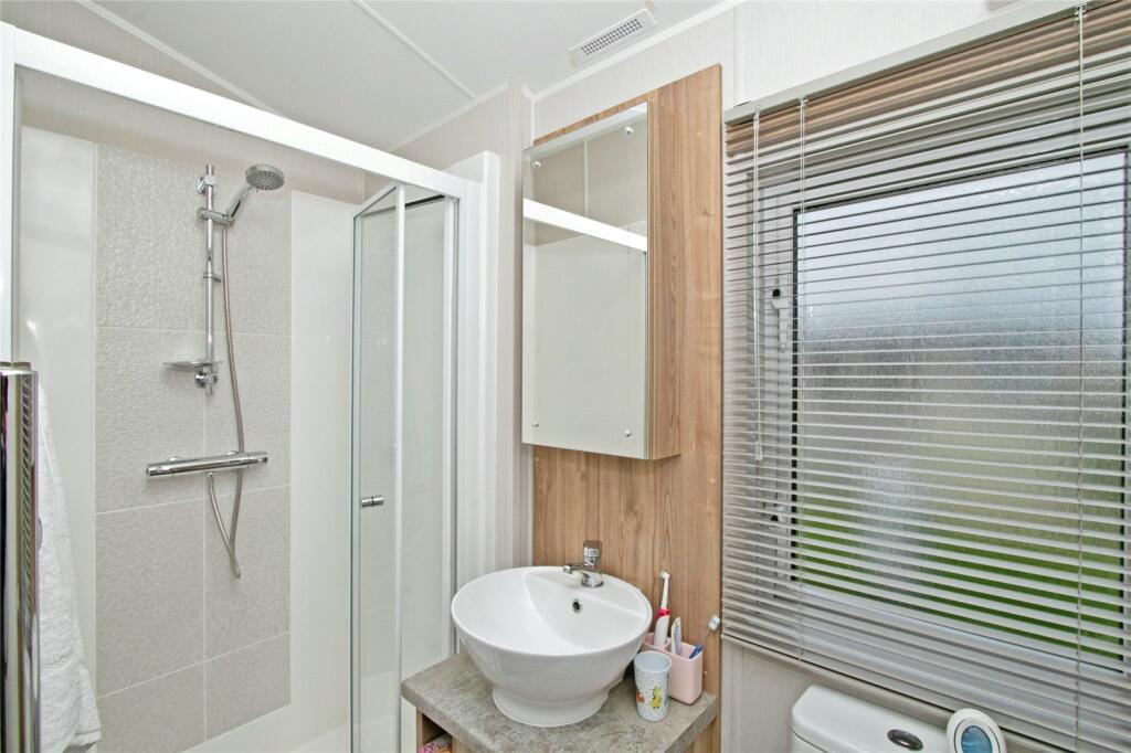2 bed Park Home