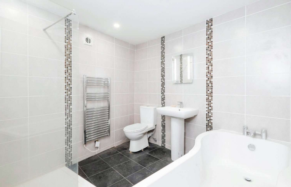 2 bed Ground Flat
