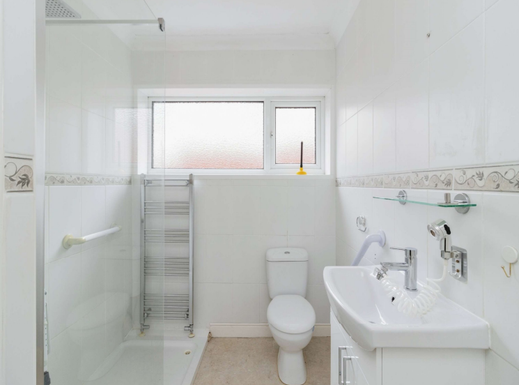 2 bed Detached Bungalow