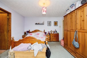 6 bed Detached Bungalow