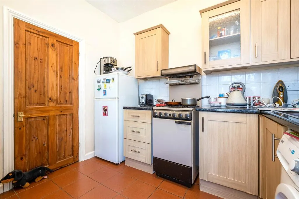 2 bed Maisonette