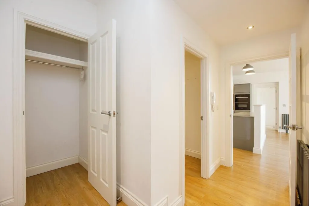 2 bed Apartment