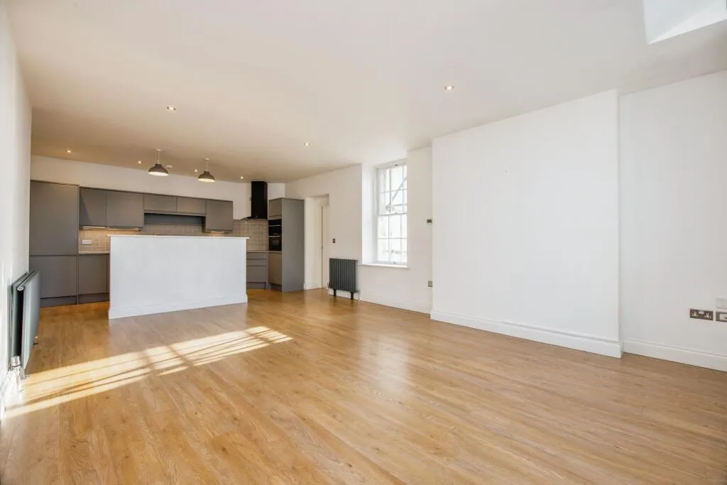 2 bed Apartment