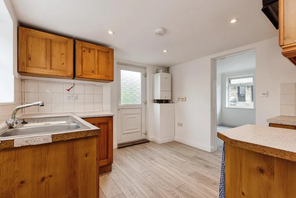 2 bed Detached