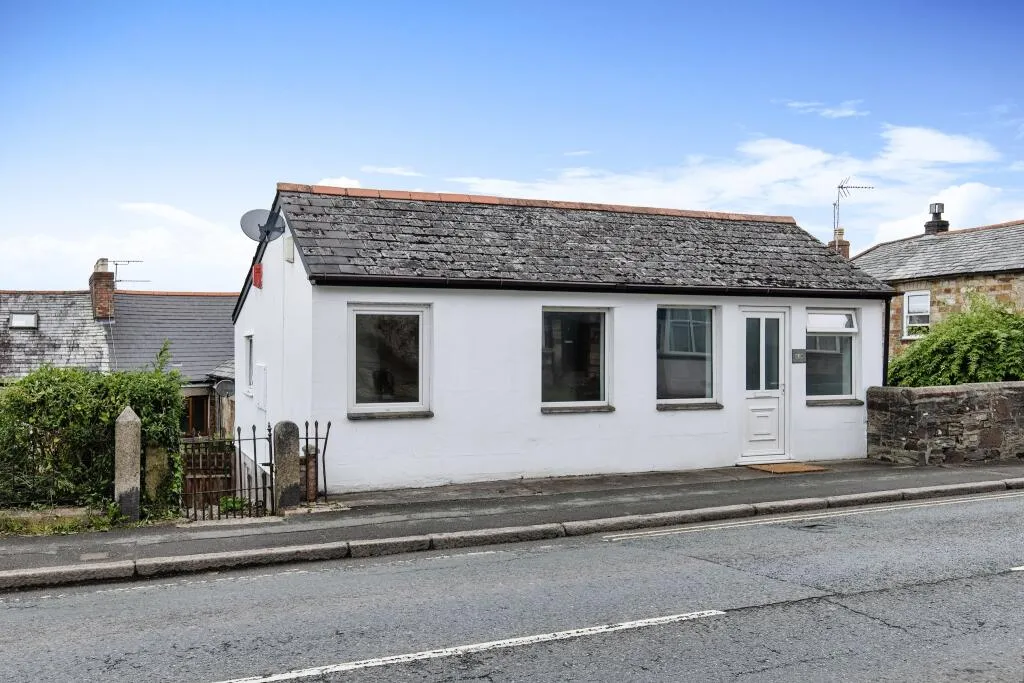 2 bed Detached