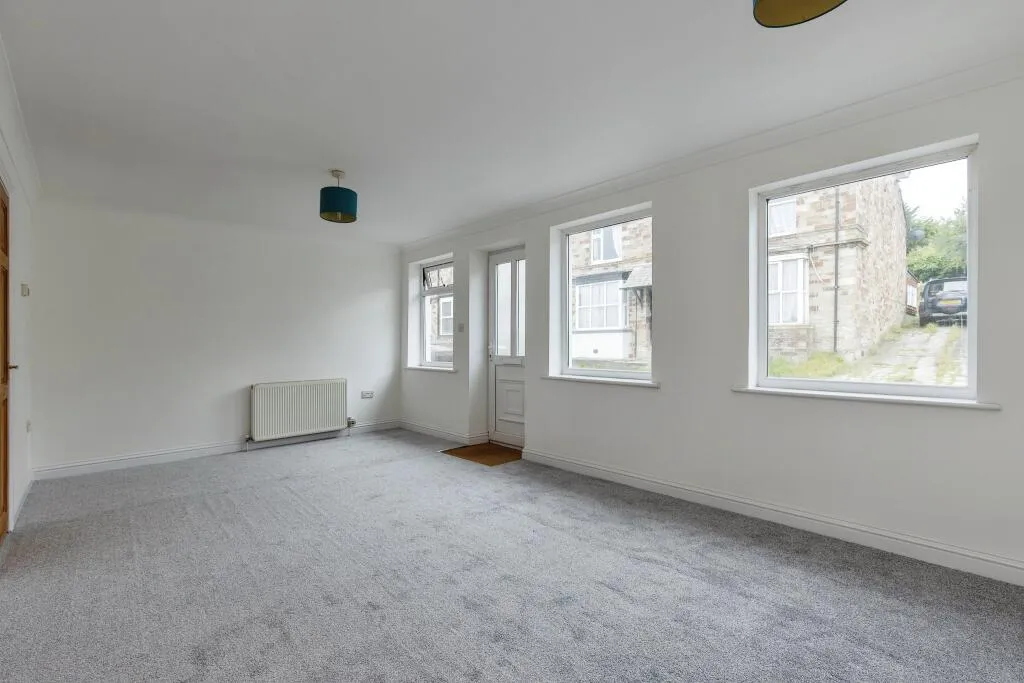 2 bed Detached