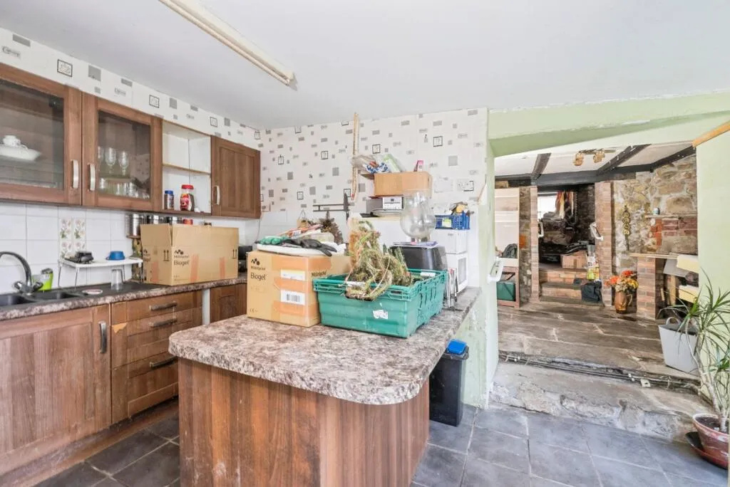 2 bed Semi-Detached