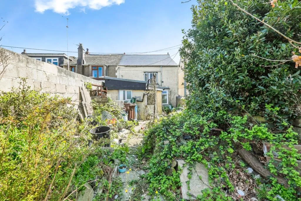 2 bed Semi-Detached
