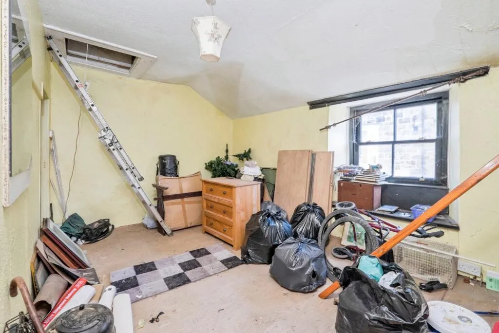 2 bed Semi-Detached