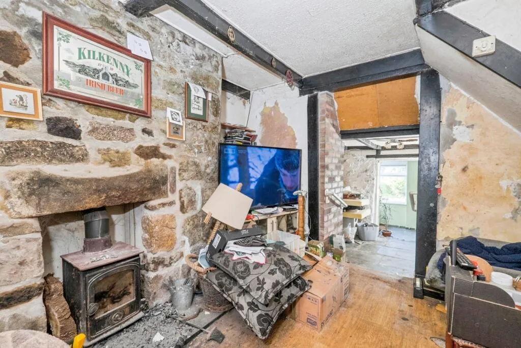 2 bed Semi-Detached