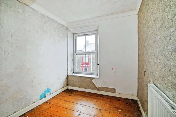 2 bed Character Property
