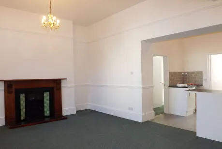 1 bed Ground Flat