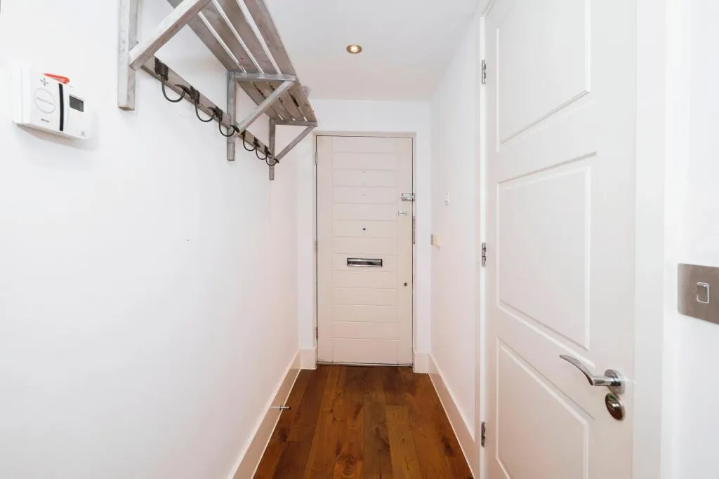2 bed Maisonette