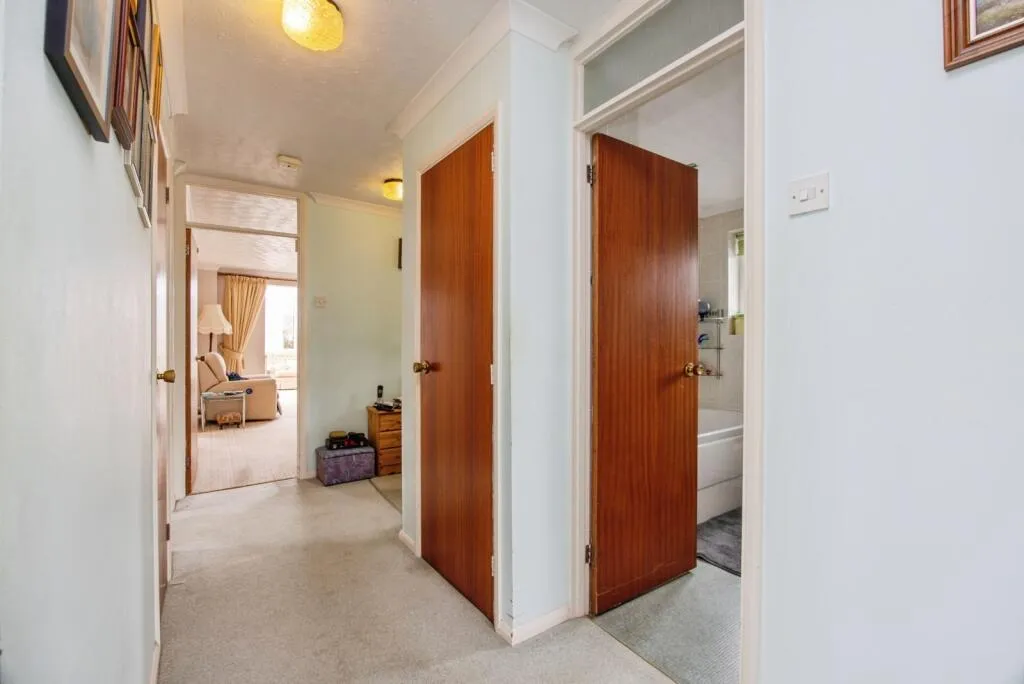 3 bed Semi-Detached Bungalow