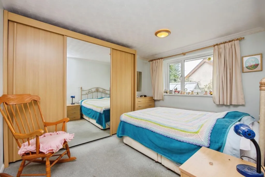 3 bed Semi-Detached Bungalow
