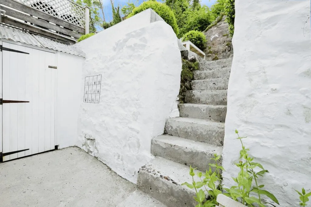 3 bed Terraced