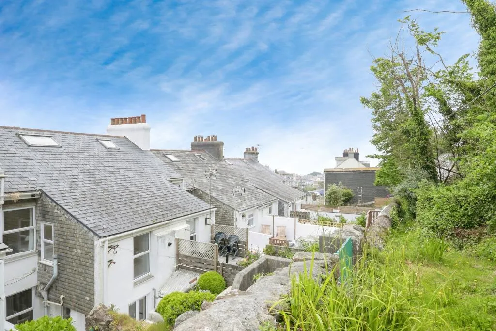 3 bed Terraced