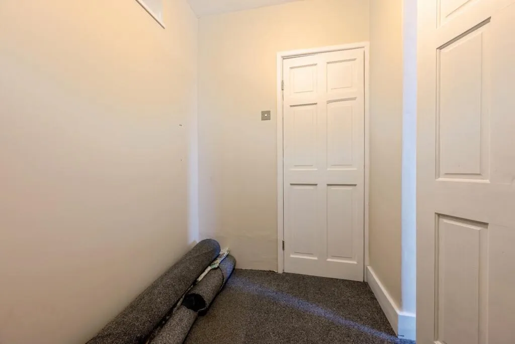 2 bed Character Property