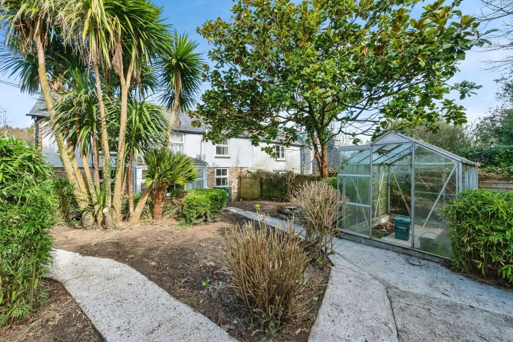 2 bed Semi-Detached