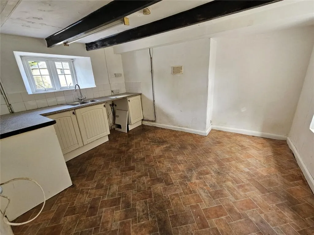 2 bed Semi-Detached