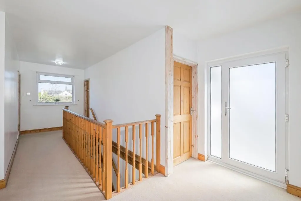 7 bed Detached