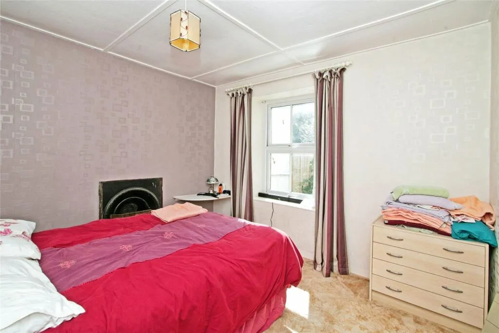 5 bed End of Terrace