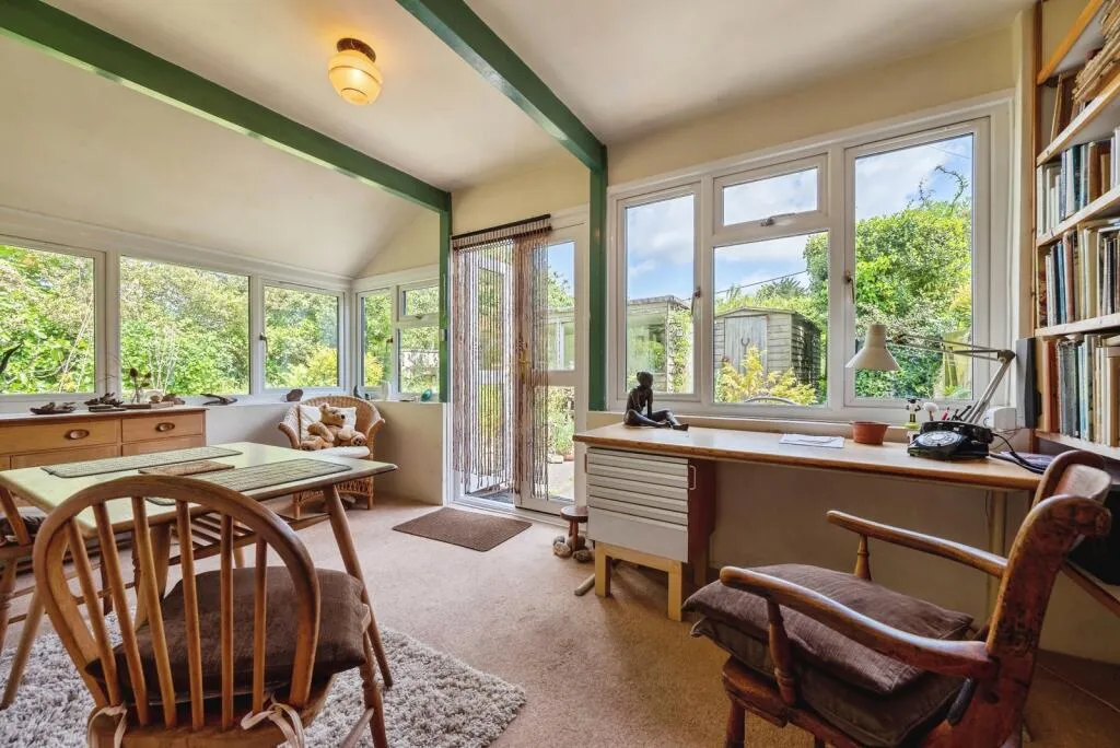2 bed Character Property