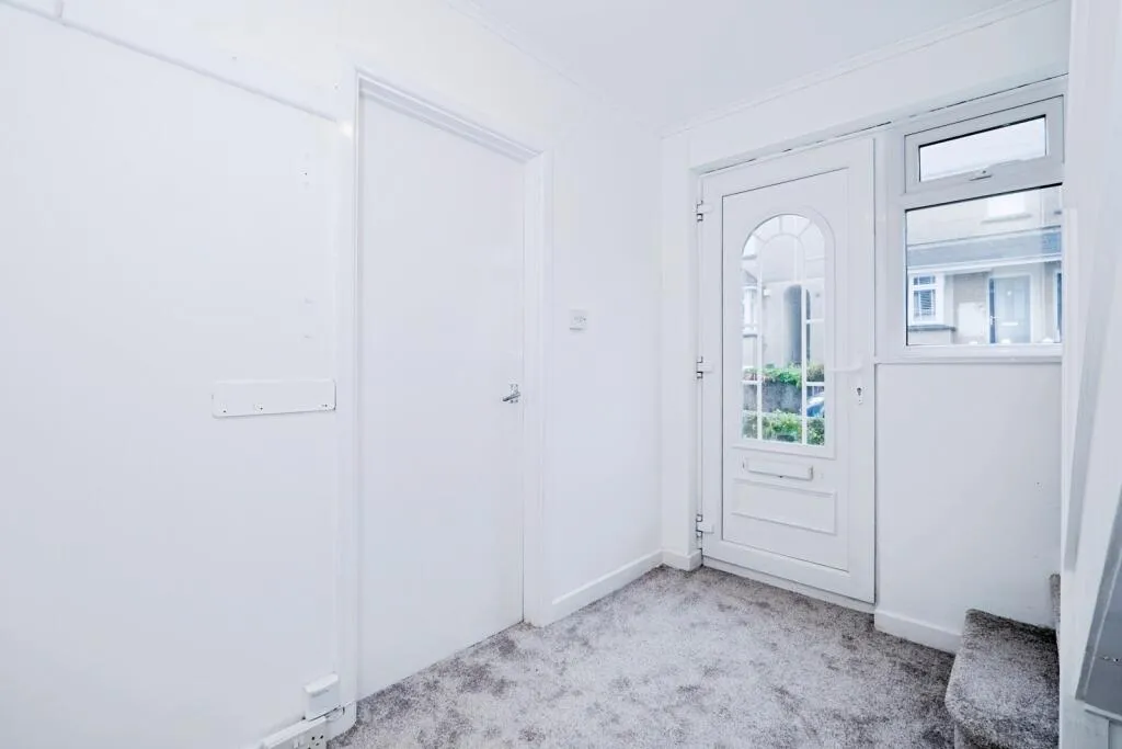 2 bed Semi-Detached