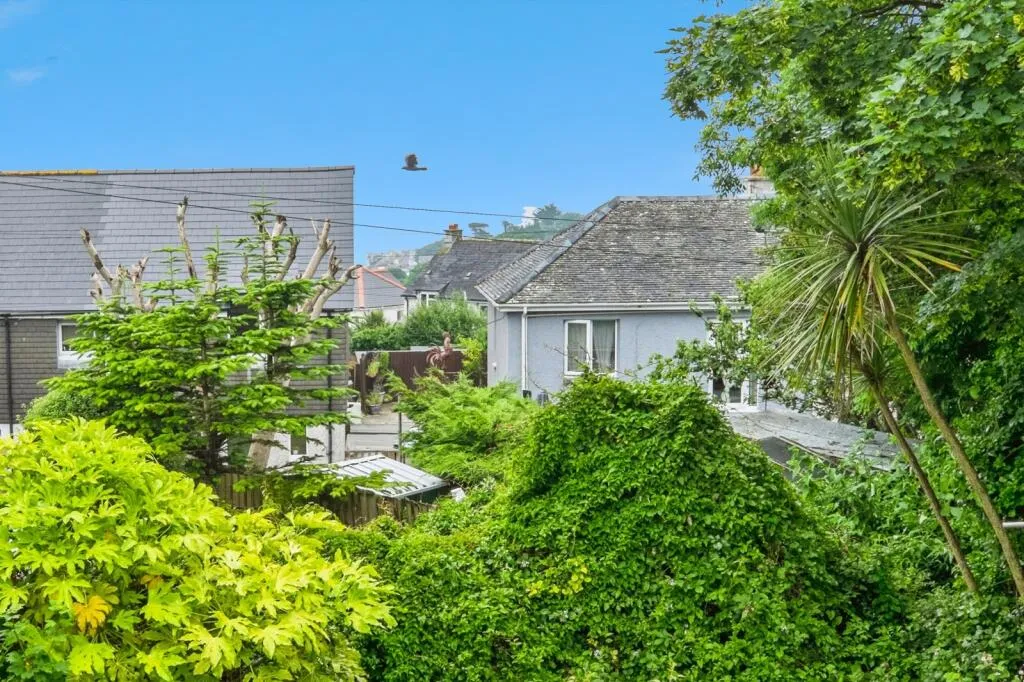2 bed Semi-Detached