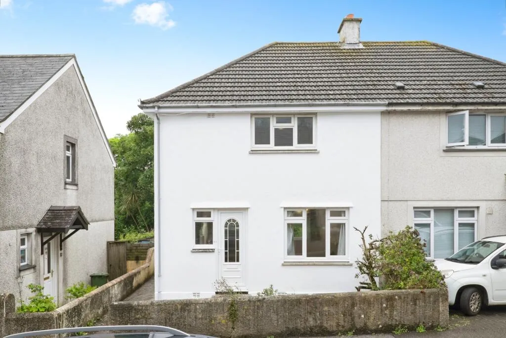2 bed Semi-Detached