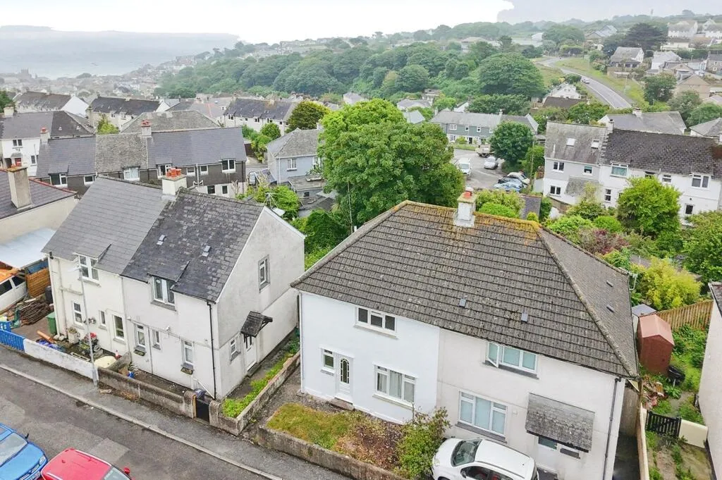 2 bed Semi-Detached