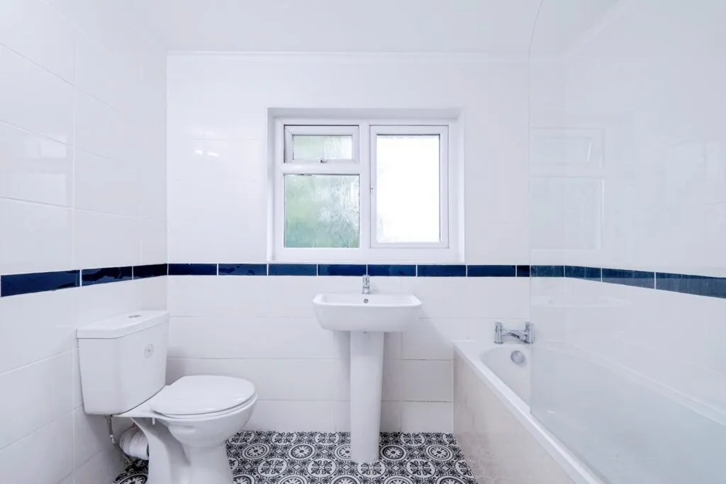 2 bed Semi-Detached