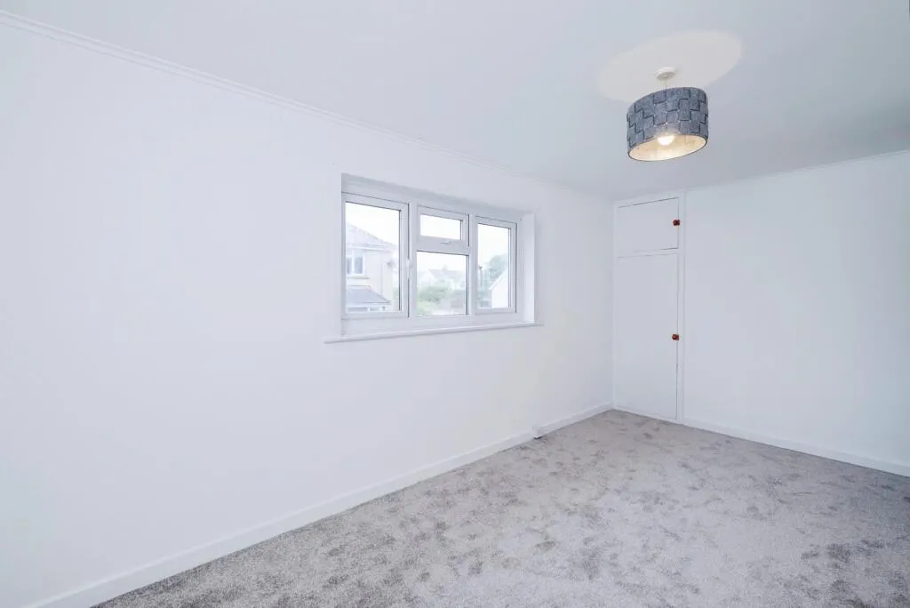 2 bed Semi-Detached