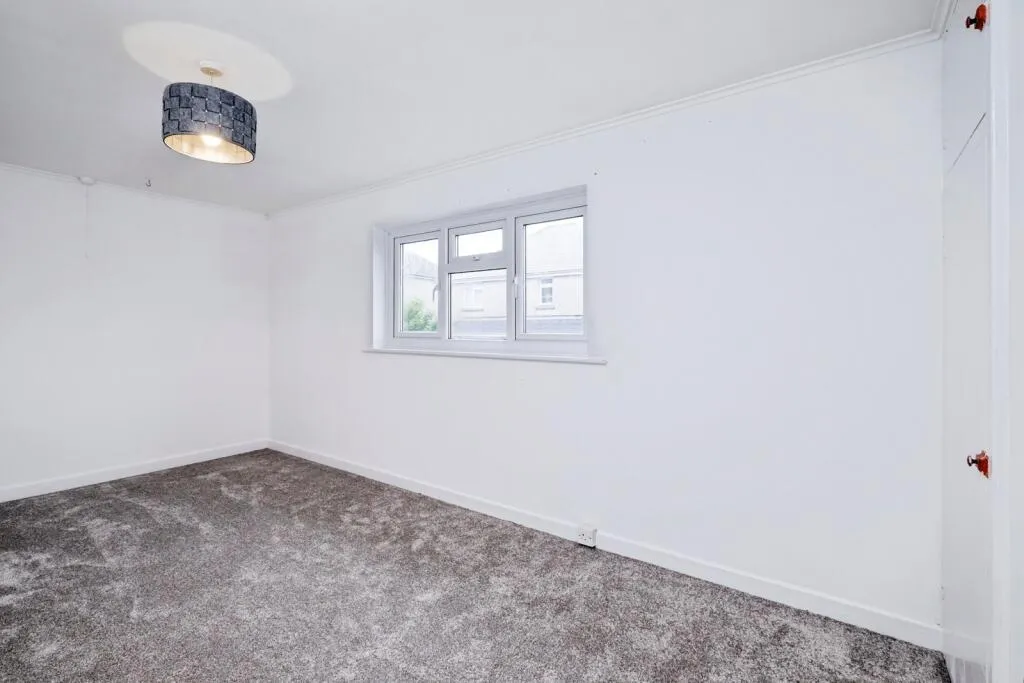 2 bed Semi-Detached
