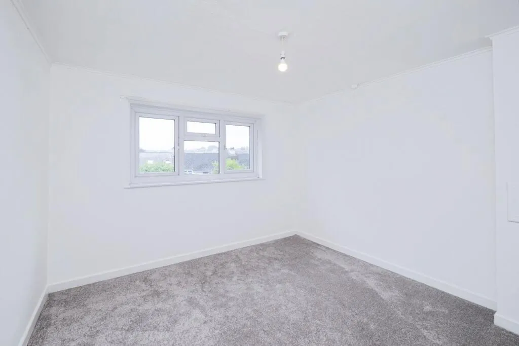 2 bed Semi-Detached