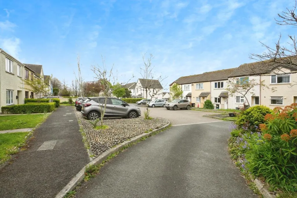 2 bed Terraced