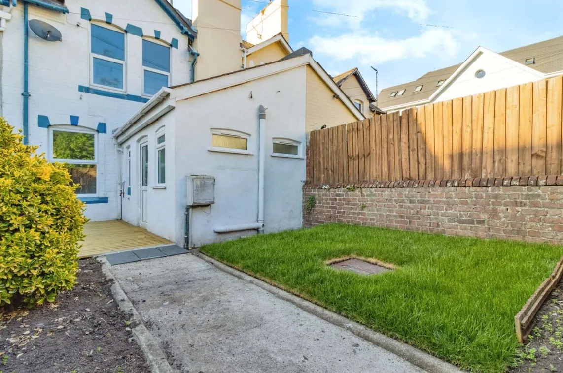 3 bed Terraced