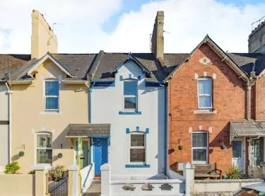 3 bed Terraced