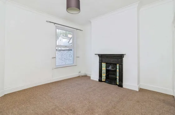 3 bed Terraced
