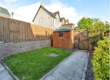 3 bed Terraced