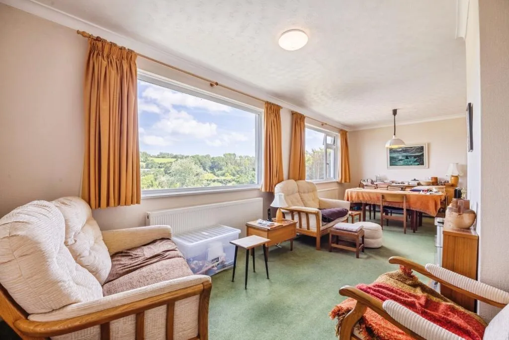3 bed Detached Bungalow