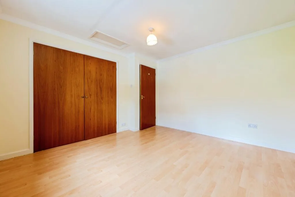 1 bed Semi-Detached