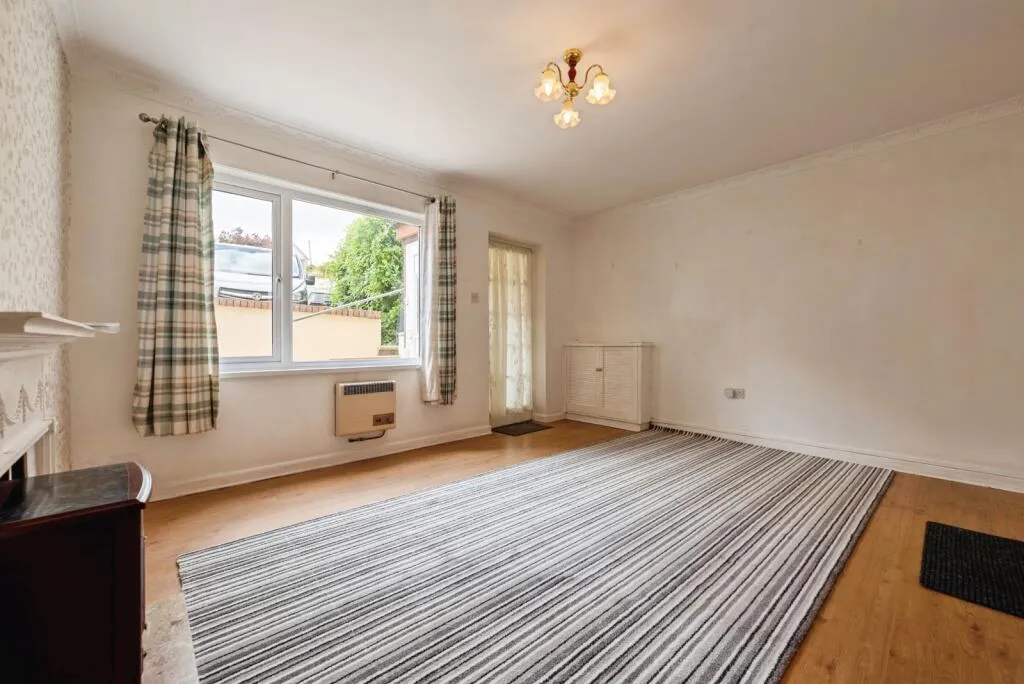 1 bed Semi-Detached