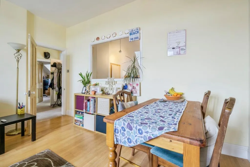 2 bed Apartment