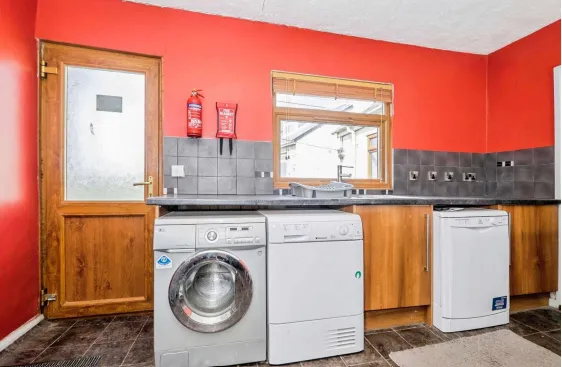 3 bed Apartment